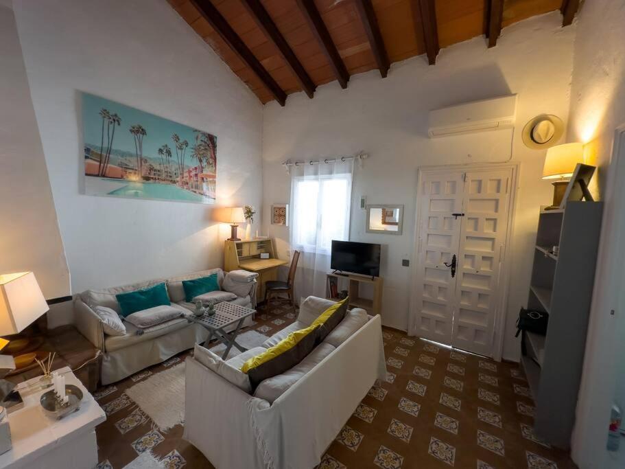 Villa Casa Bela, En Marbella Muy Cerca De La Playa Esterno foto